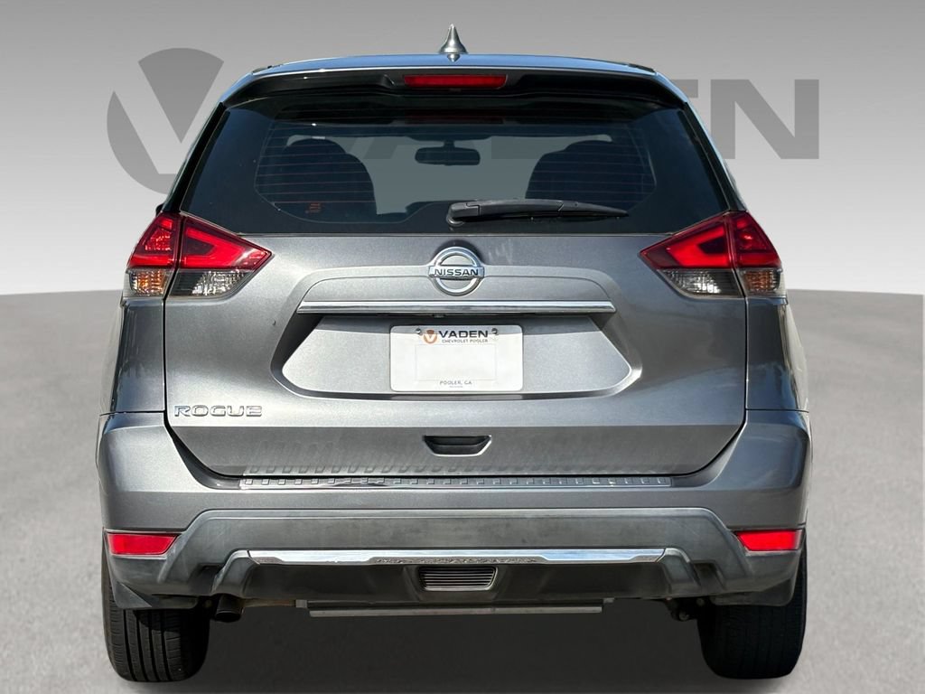 Used 2018 Nissan Rogue S FWD image 16
