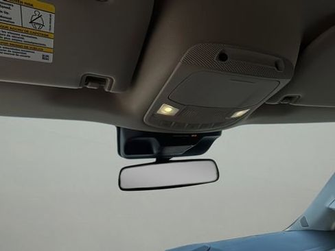 Used 2024 Ford Expedition Max XLT image 26