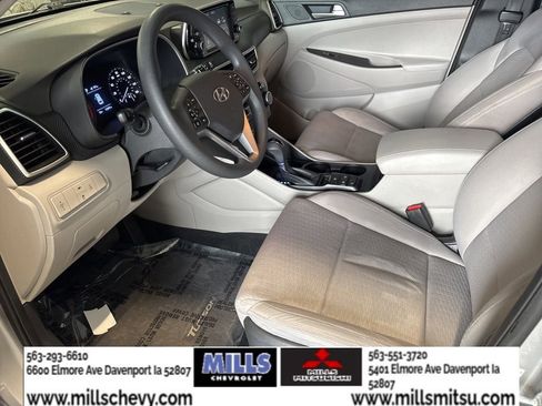 Used 2020 Hyundai Tucson SE image 10