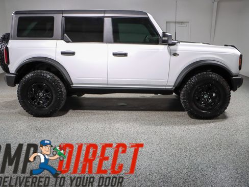 Used 2022 Ford Bronco Wildtrak image 6