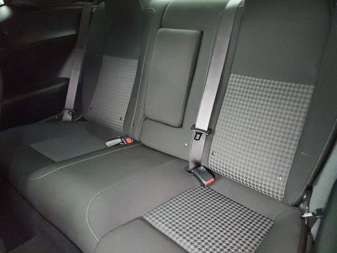 Used 2021 Dodge Challenger R/T w/ T/A Package image 7