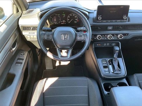 Used 2025 Honda CR-V Sport image 5
