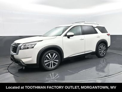 Used 2022 Nissan Pathfinder Platinum w/ Cargo Package