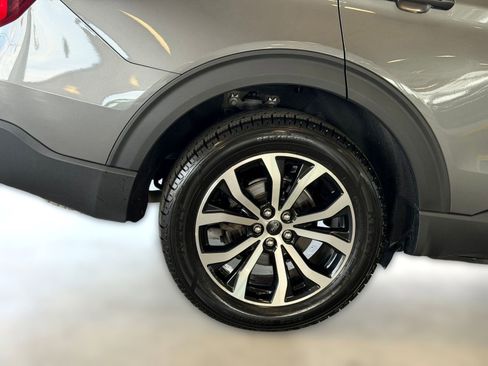 Certified 2023 Ford Explorer ST-Line image 12