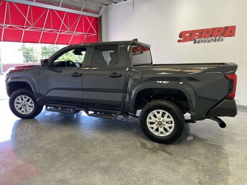 Used 2026 Toyota Tacoma SR image 6