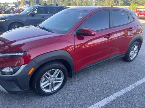 Used 2022 Hyundai Kona SE AWD/4WD image 3