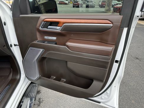 Used 2023 GMC Sierra 1500 Denali AWD/4WD image 15