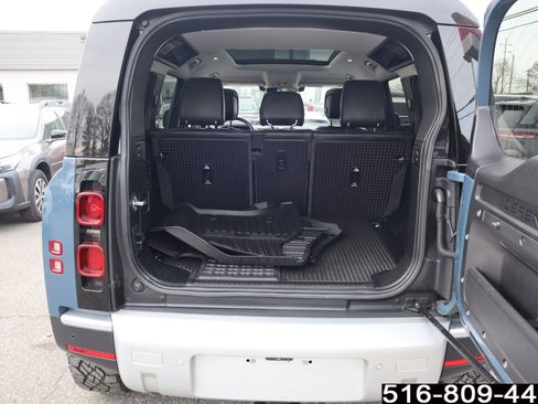 Used 2020 Land Rover Defender 110 S image 35