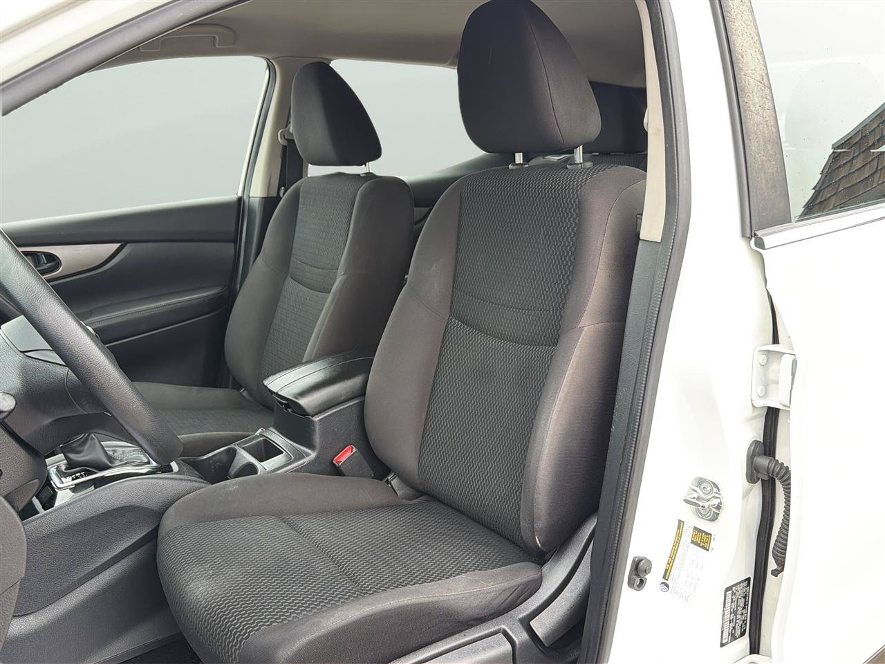 Used 2019 Nissan Rogue Sport S w/ Appearance Package AWD/4WD image 12