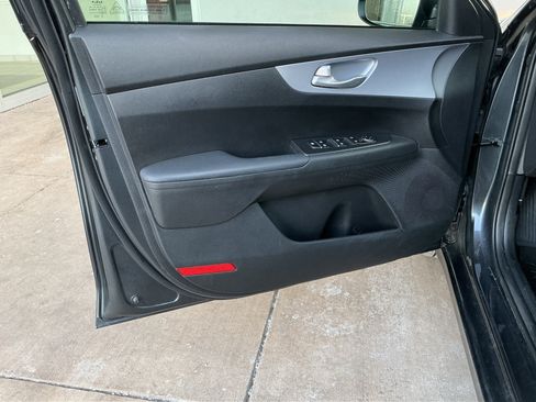 Used 2024 Kia Forte LXS image 14