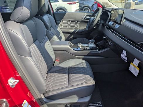 New 2025 Mitsubishi Outlander SEL image 33