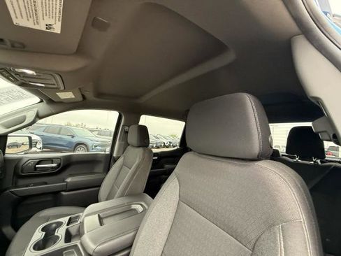 Used 2024 Chevrolet Silverado 1500 Custom image 18