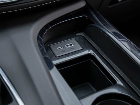 Used 2022 Cadillac Escalade ESV Sport w/ Touring Package image 30