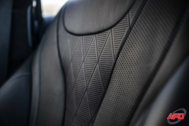 Used 2018 Mercedes-Benz S 560 Sedan image 27
