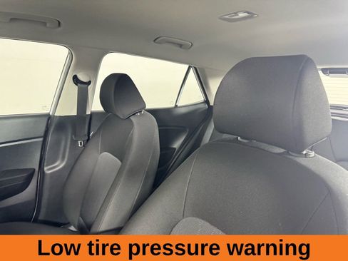 Used 2026 Hyundai Venue SE image 12