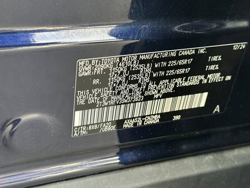 Used 2025 Toyota RAV4 XLE FWD image 31