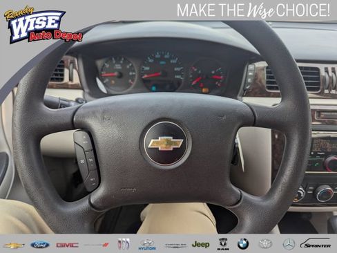 Used 2014 Chevrolet Impala Limited LS FWD image 11