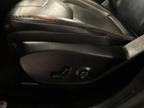 Used 2021 Jeep Cherokee Limited AWD/4WD image 15