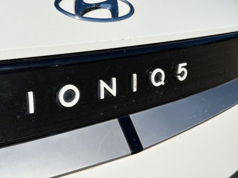 Used 2022 Hyundai Ioniq 5 SE image 11