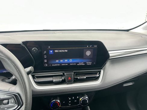 Used 2025 Chevrolet TrailBlazer LT image 21