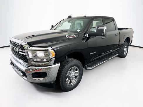 Used 2024 RAM 2500 Big Horn w/ Bed Utility Group AWD/4WD image 3