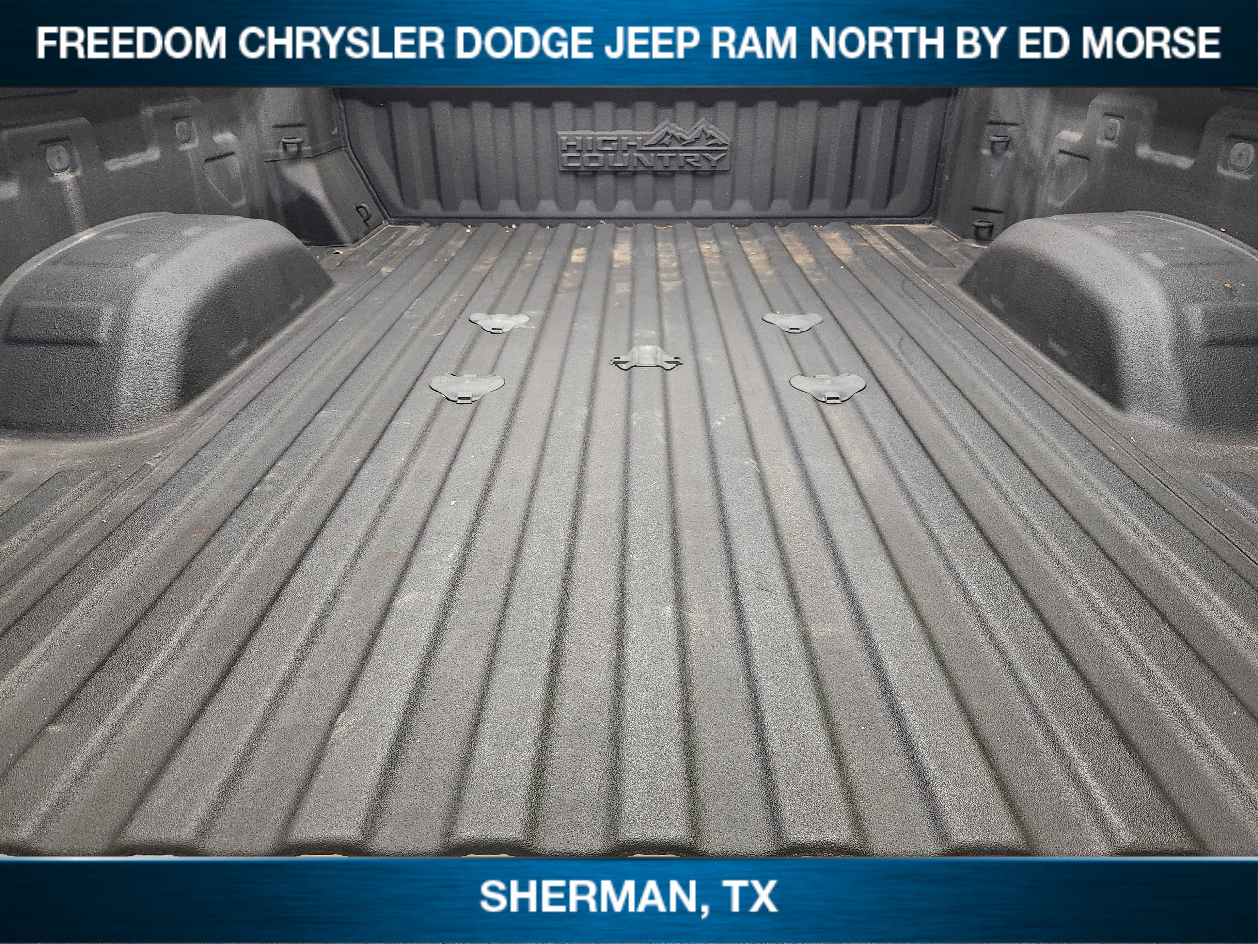 Used 2024 Chevrolet Silverado 2500 High Country w/ Technology Package AWD/4WD image 21