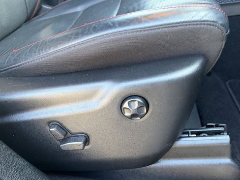 Used 2024 Dodge Durango GT image 31