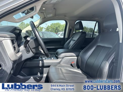 Used 2022 Ford Expedition Max XLT AWD/4WD image 11