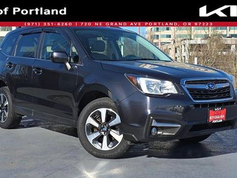 Used 2017 Subaru Forester 2.5i Limited image 1