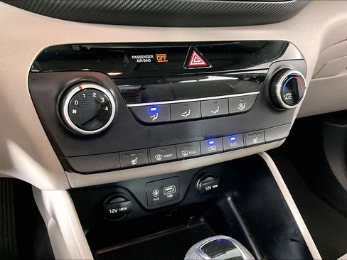 Used 2019 Hyundai Tucson Value FWD image 13