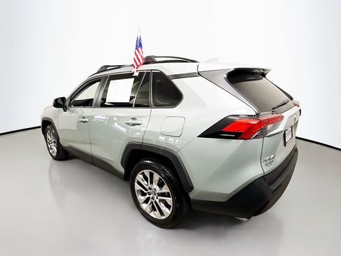 Used 2020 Toyota RAV4 XLE Premium image 22