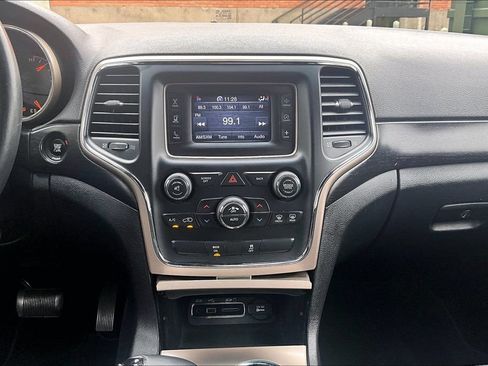 Used 2014 Jeep Grand Cherokee Laredo w/ Quick Order Package 23E RWD image 40