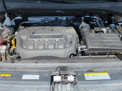 Used 2023 Volkswagen Tiguan SE R-Line AWD/4WD image 32