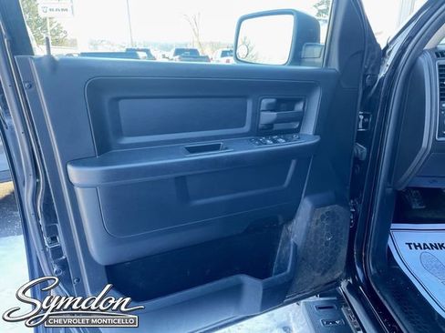 Used 2020 RAM 1500 Tradesman w/ Chrome Appearance Group image 14