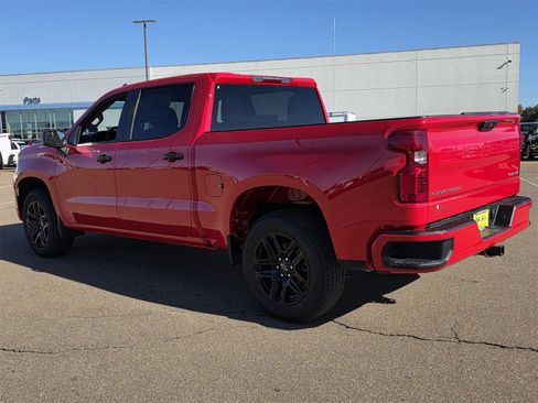 New 2026 Chevrolet Silverado 1500 Custom image 5
