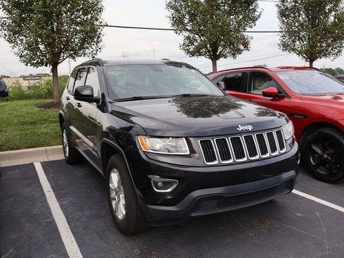 Used 2015 Jeep Grand Cherokee Laredo w/ Quick Order Package 23E AWD/4WD image 5