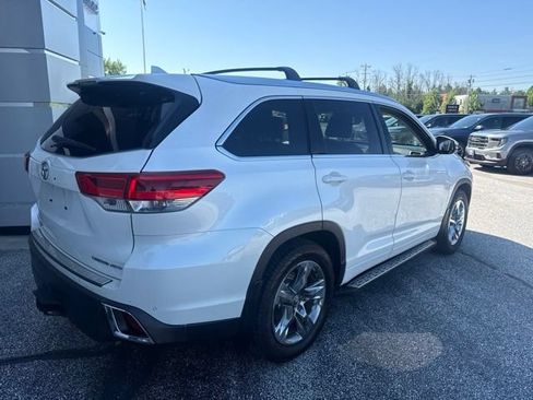 Used 2018 Toyota Highlander Limited Platinum AWD/4WD image 7