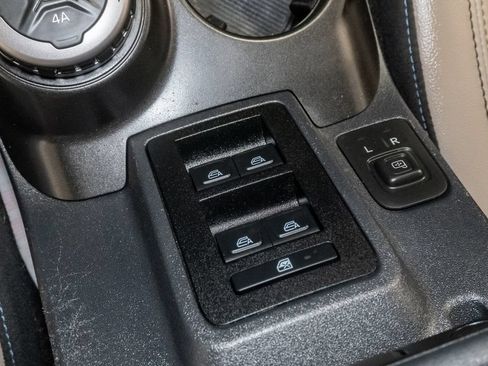 Used 2022 Ford Bronco Wildtrak AWD/4WD image 27