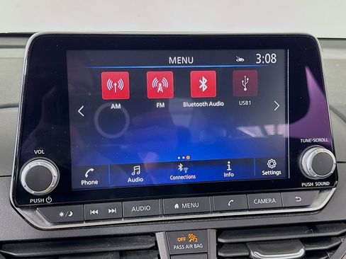 Used 2025 Nissan Altima 2.5 SV image 33