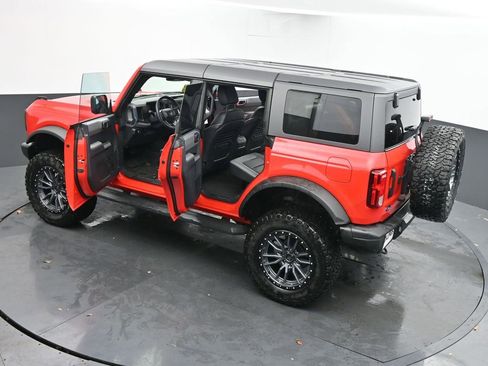 Used 2023 Ford Bronco Black Diamond image 46