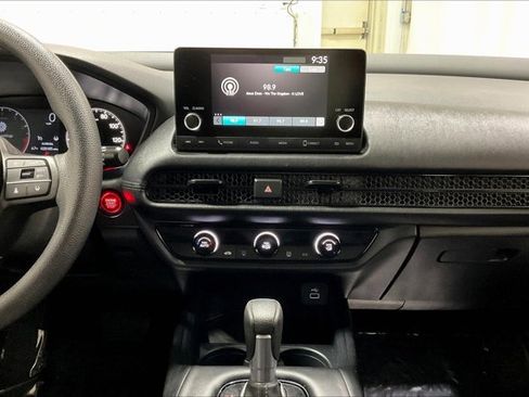 Used 2024 Honda HR-V LX image 6