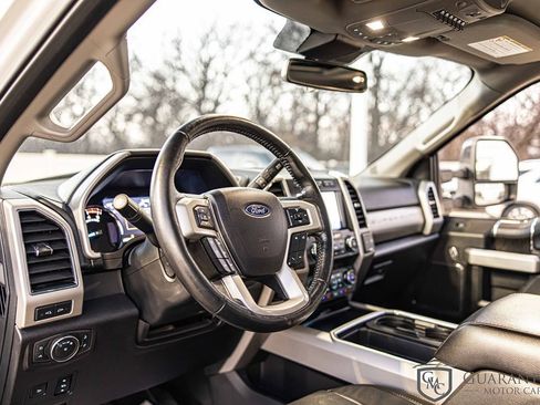 Used 2020 Ford F350 Lariat image 18