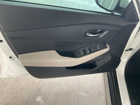Certified 2025 Honda Accord LX image 4