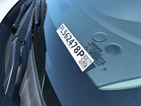 Used 2023 Nissan Kicks S FWD image 15