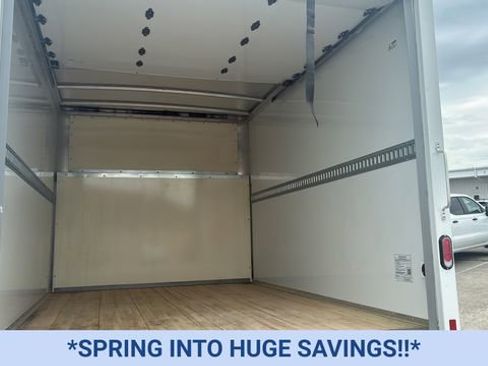 New 2024 Chevrolet Express 3500 w/ Power Convenience Package image 27