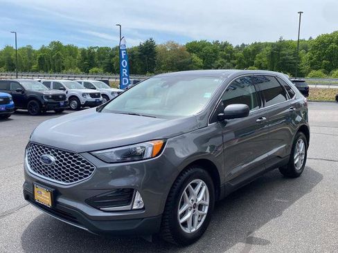 Certified 2023 Ford Edge SEL w/ Convenience Package AWD/4WD image 3