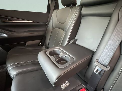 Used 2023 INFINITI QX60 Sensory AWD/4WD image 35