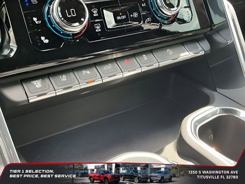 New 2025 GMC Sierra 2500 Denali w/ Denali Reserve Package AWD/4WD image 32