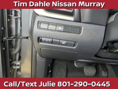 Used 2023 Nissan Rogue SV w/ SV Premium Package AWD/4WD image 22
