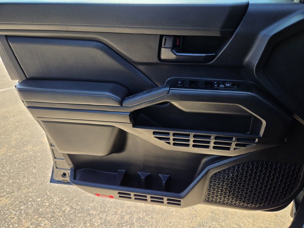 Used 2024 Toyota Tacoma SR RWD image 25